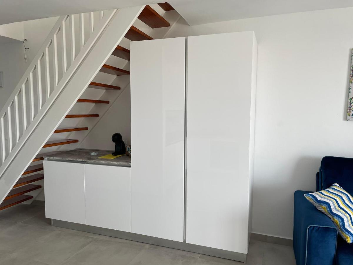 Duplex Rianna Apartment กอสตา เตกีสเซ ภายนอก รูปภาพ